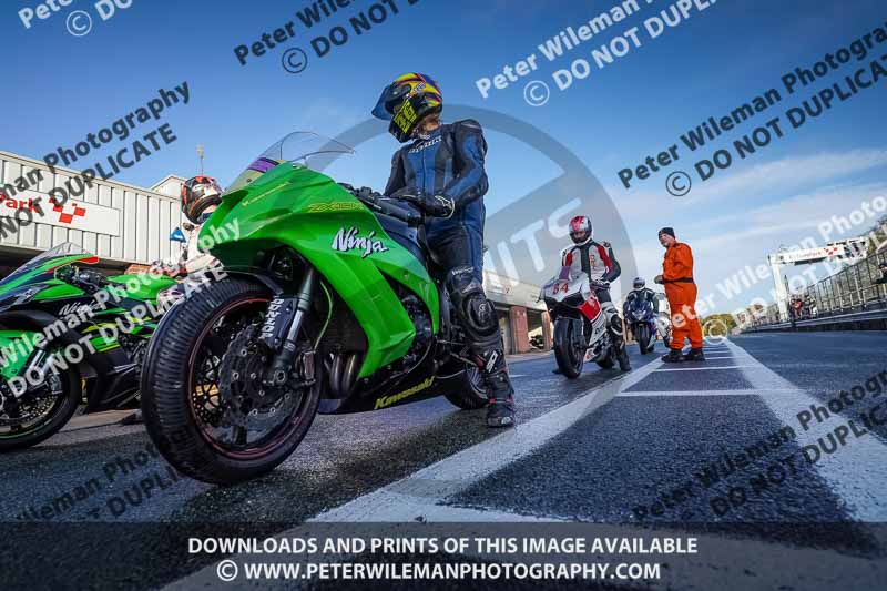 anglesey;brands hatch;cadwell park;croft;donington park;enduro digital images;event digital images;eventdigitalimages;mallory;no limits;oulton park;peter wileman photography;racing digital images;silverstone;snetterton;trackday digital images;trackday photos;vmcc banbury run;welsh 2 day enduro